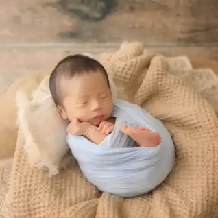 おくるみポーズ7