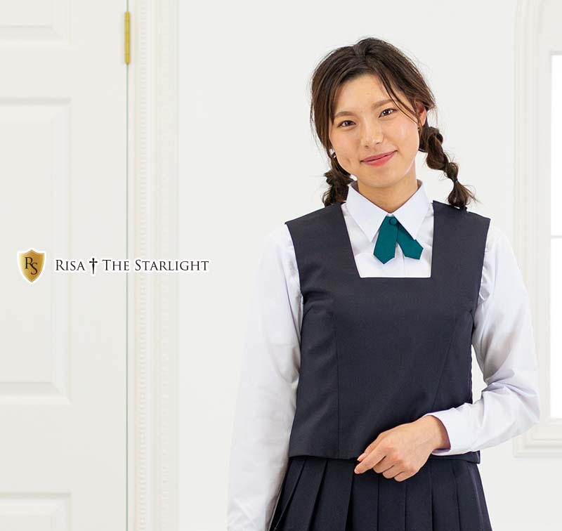 リサアンドザスターライトオリジナルのAqua+レーベルの製品は、すべて同じ紺生地で出来ているため、紺無地スカートやボレロ、イートンなど他のアイテムとも自由に組み合わせが楽しめます！